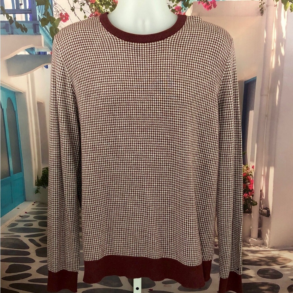 Tommy Hilfiger Burgundy and Gray Houndstooth Crewneck Sweater